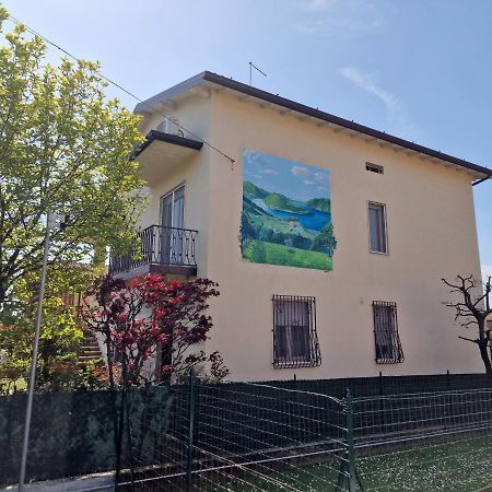 B&B A Due Passi Dal Lago Adro Extérieur photo