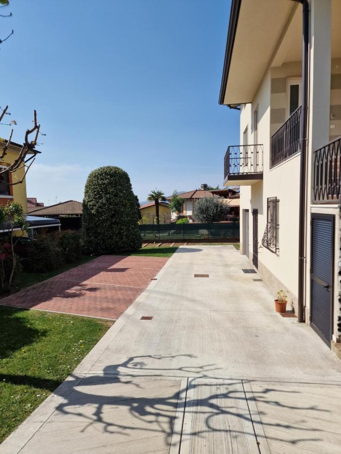 B&B A Due Passi Dal Lago Adro Extérieur photo