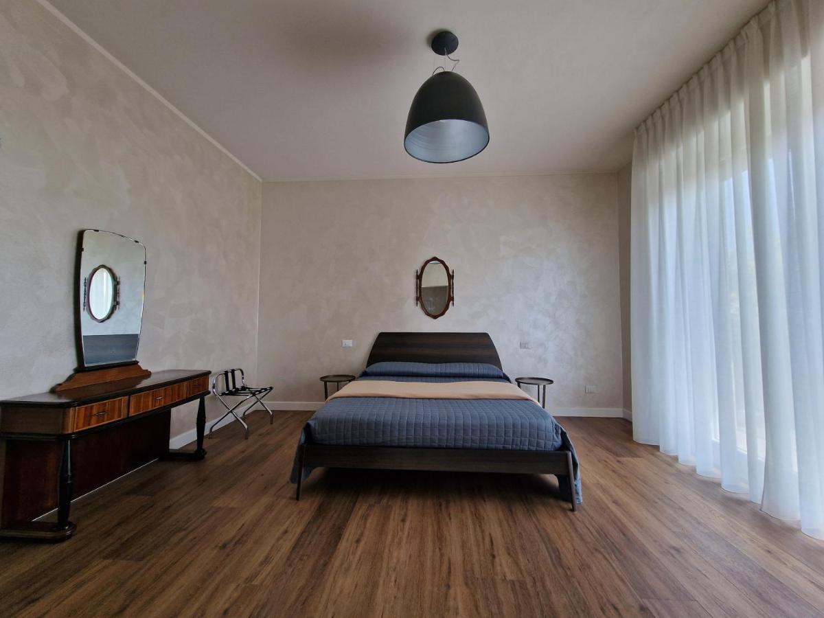 B&B A Due Passi Dal Lago Adro Extérieur photo